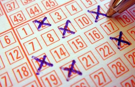 Житель Франции благодаря ошибке выиграл в лотерею €17 млн