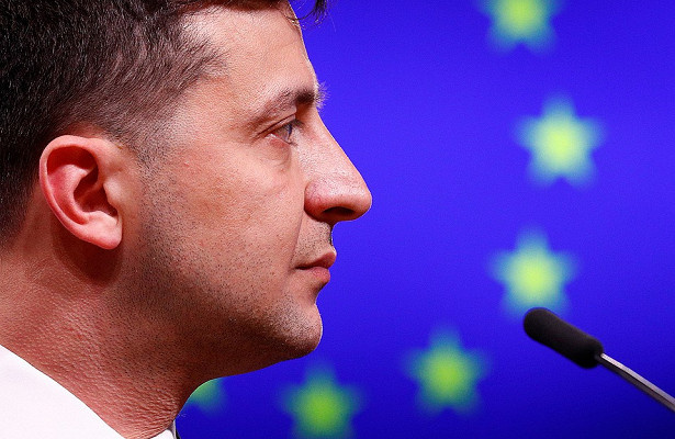 Зеленский осенью представит президентскую программу действий