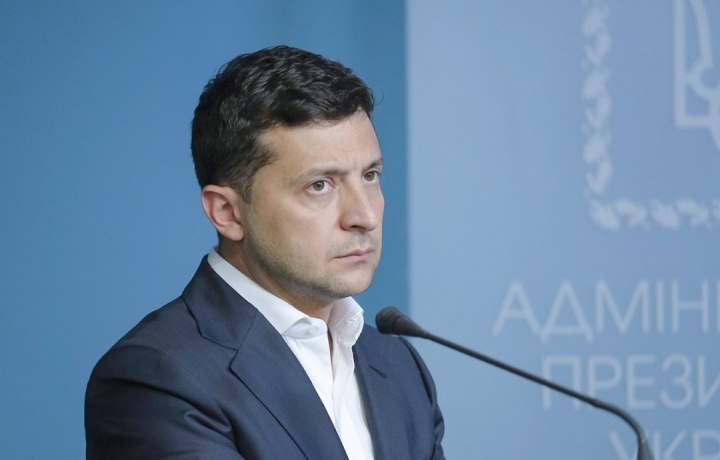 Zelenskiy xatoga yo‘l qo‘yganligini tan oldi