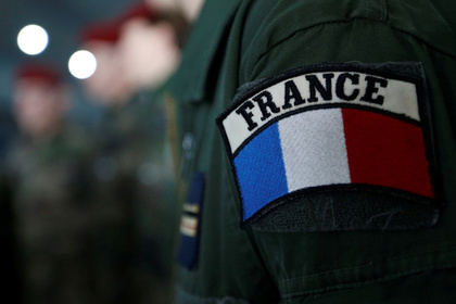 Франция отправит танки и сотни солдат к российской границе