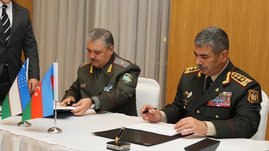 Ташкент и Баку подписали план военного сотрудничества на 2019 год (фото)