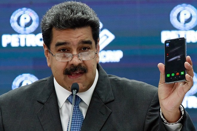 Мадуро объявил о продаже за криптовалюту нефти Венесуэлы