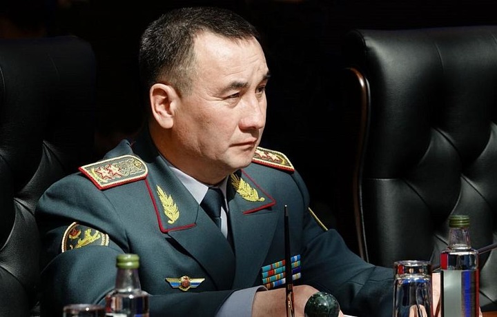 Собиқ вазир 12 йилга қамалди