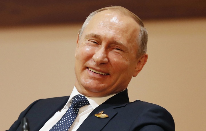 Putin koronavirusning kelib chiqishi borasida hazillashdi