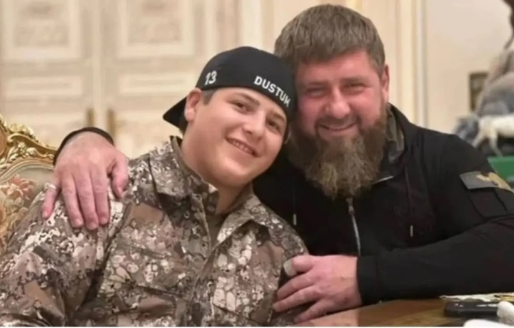 15-летний сын Кадырова возглавил отдел обеспечения безопасности Чечни
