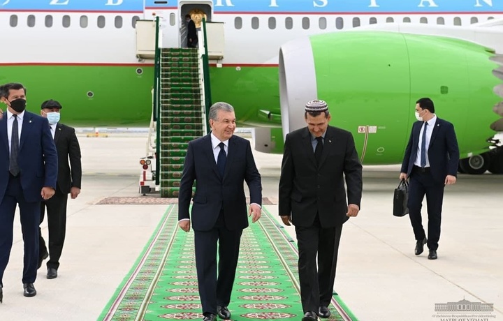Президент эртага Туркманистонга боради