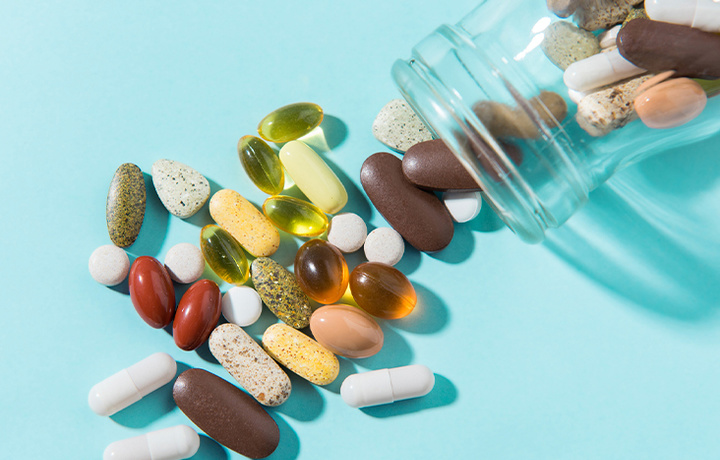 Qaysi vitaminlarni ertalab iste’mol qilish mumkin emas?