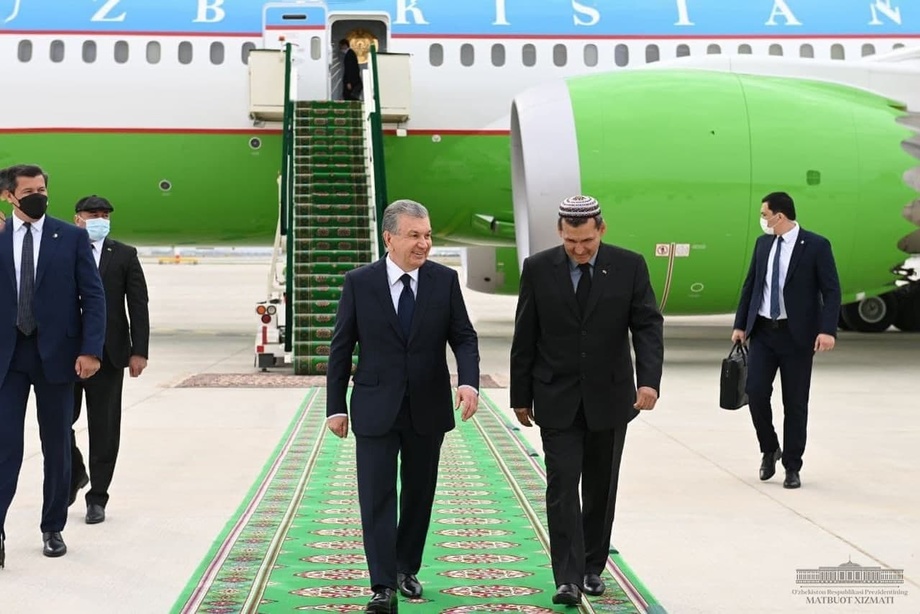 Президент эртага Туркманистонга боради