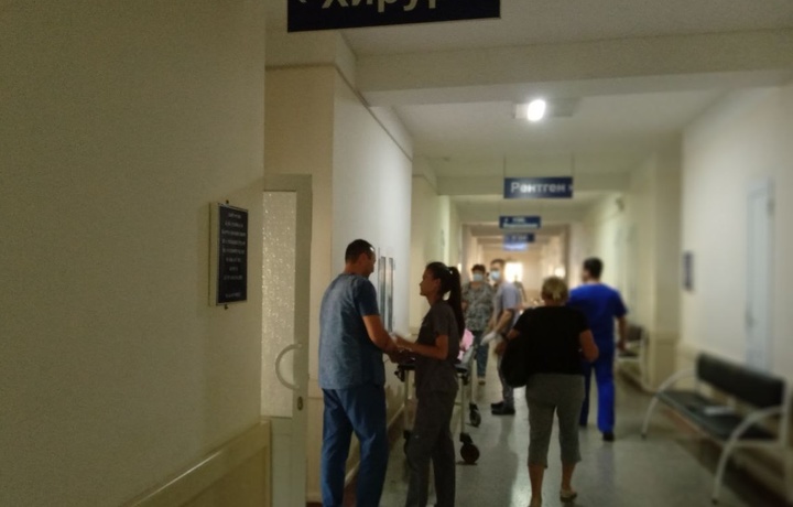 «В дни хайита за экстренной помощью больше всего обратились мясники» —  Репортаж из Ташкентской клинической больницы