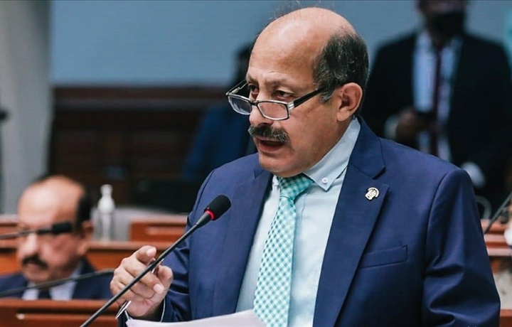 Премьер Перу подал в отставку спустя четыре дня после своего назначения