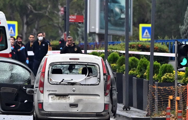 Два взрыва прогремели перед зданием МВД в Анкаре