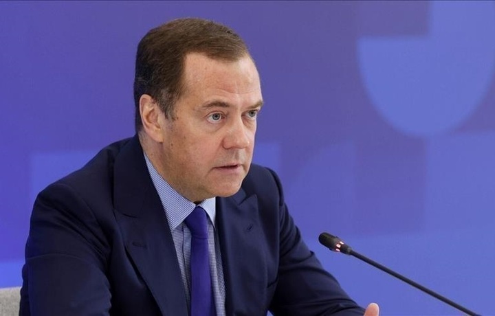 Медведев: ВС России в полном объёме получают ракеты разных типов