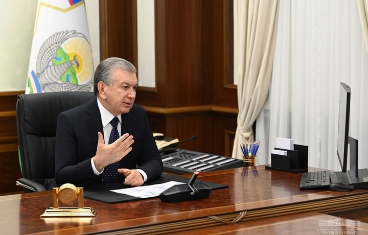 Birozdan so‘ng prezident yig‘ilishi boshlanishi kutilmoqda