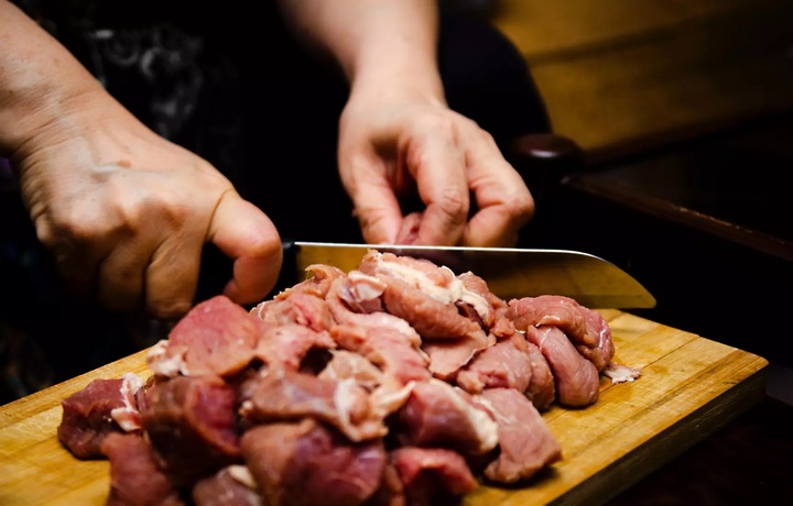 Правда ли красное мясо связано с появлением рака