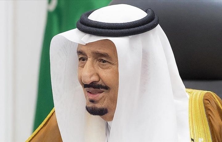 Короля Саудовской Аравии выписали из больницы