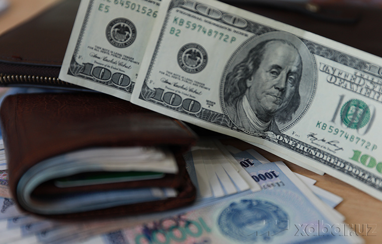 Доллар продолжает расти. Объявлены новые курсы валют