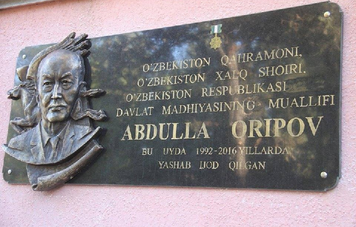 Abdulla Oripovga yodgorlik o‘rnatildi