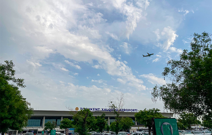 Uzbekistan Airports прокомментировала дефицит багажных тележек в аэропорту Ташкента