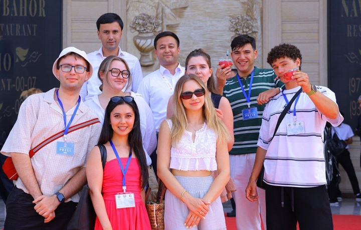 Xorijiy OAV vakillari O‘zbekistonning turizm salohiyati bilan tanishmoqdalar