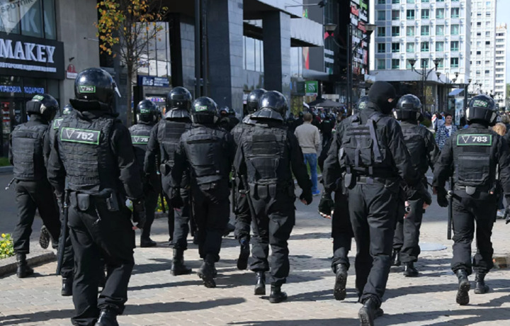 Более 400 человек задержали на протестах в Минске