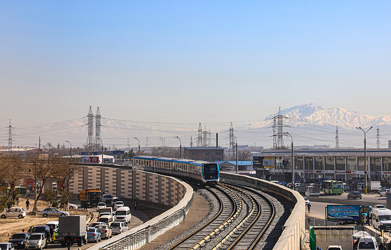 Toshkent metrosi bayramdan tashqari dam olish kunlari uchun ish jadvalini e’lon qildi