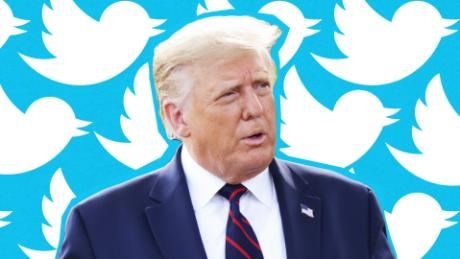 Маск запустил опрос по восстановлению аккаунта Трампа в Twitter