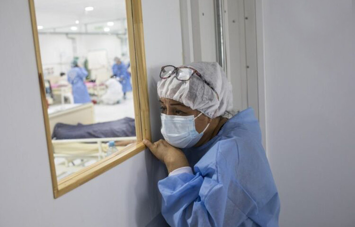 За сутки выявлено 966 новых случаев коронавируса, скончались еще 6 человек