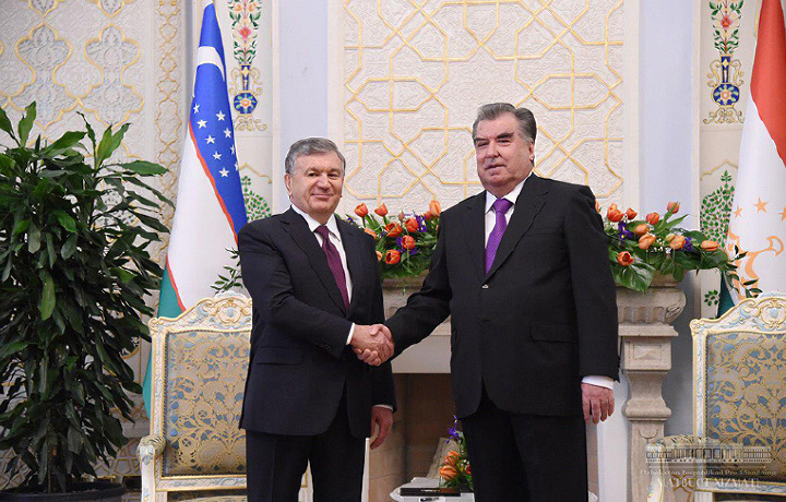 Shavkat Mirziyoyev va Imomali Rahmon yuzma-yuz muzokara o‘tkazdi (foto)