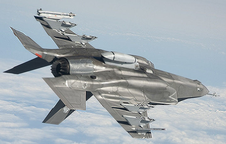 Американский истребитель F-35B впервые потерпел крушение