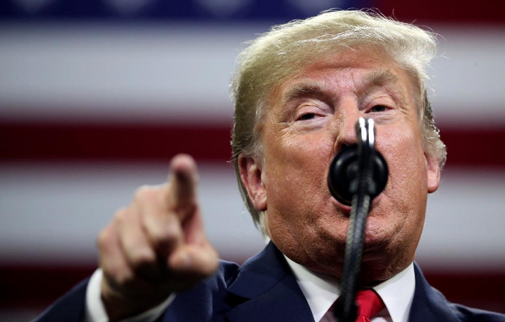 СМИ: Трампа просят перестать увольнять людей