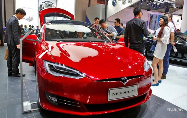 «Tesla» автомобилларида итлар режими пайдо бўлди