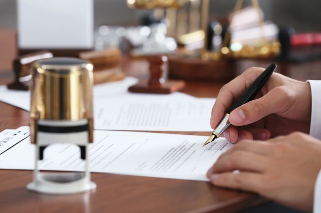 Bugun qaysi notarial idoralar ishlaydi?