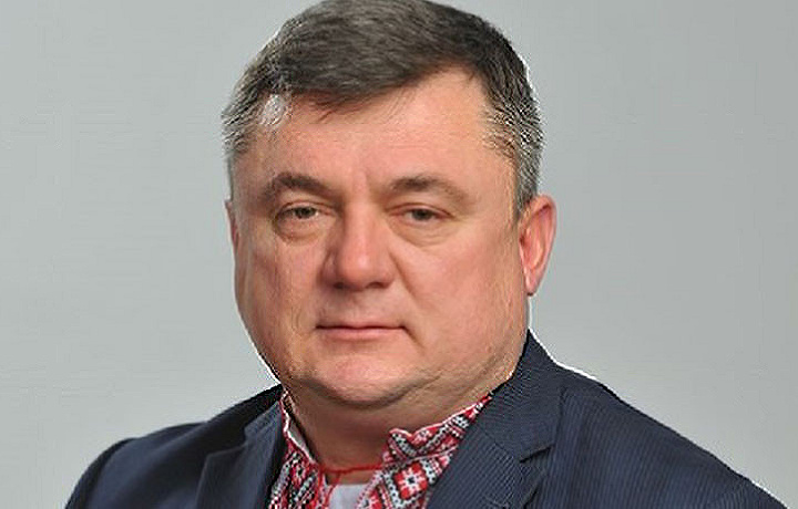 Украинский мэр пришел на митинг против себя. Его не узнали (фото)