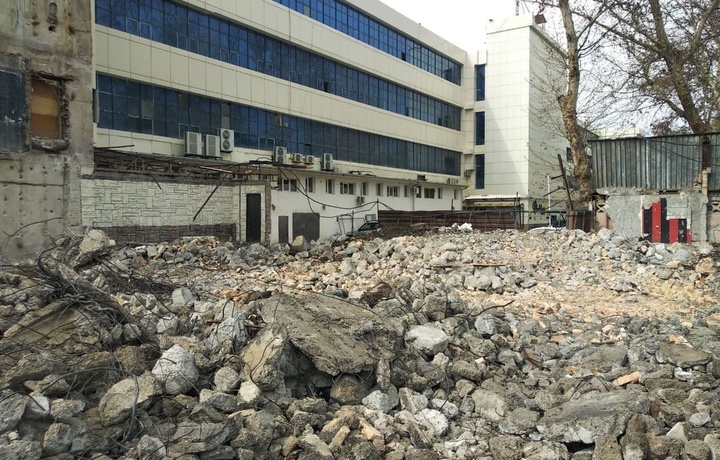 В МЧС прокомментировали обрушение здания в Ташкенте