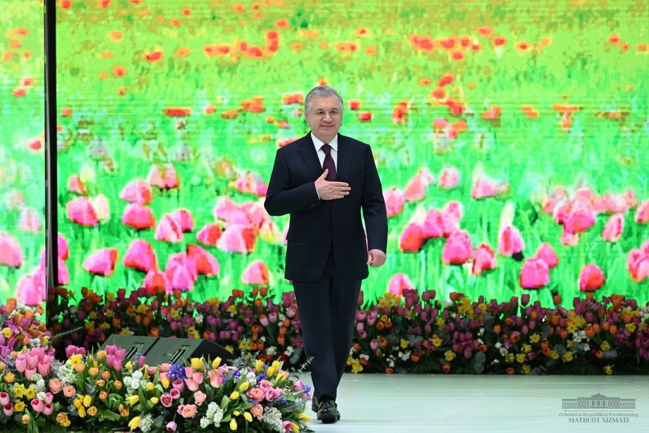 Президент Ўзбекистон халқини табриклади