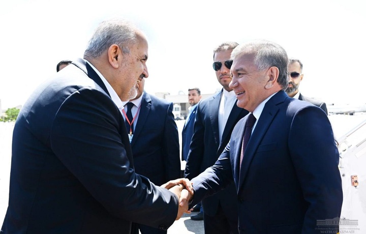 Шавкат Мирзиёев прибыл в Тегеран