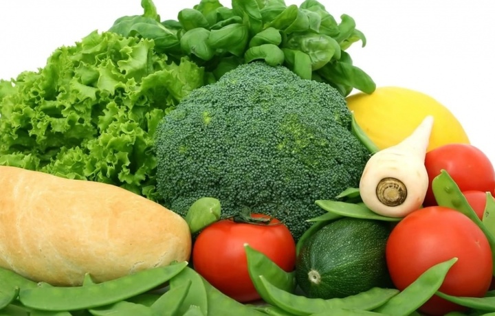 Продукты, которые мешают выспаться, назвал диетолог
