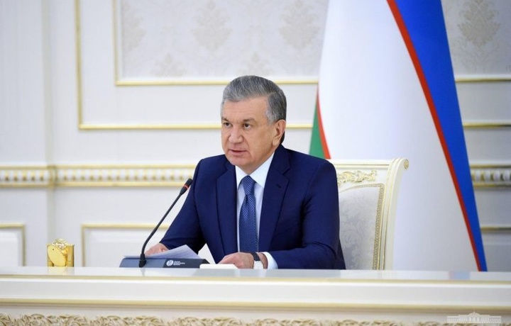 Shavkat Mirziyoyev koronavirus aholi o‘rtasida ko‘p tarqalayotganiga e’tibor qaratdi