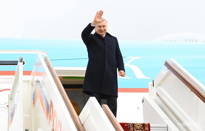 Prezident Mirziyoyev Moskva paradidagi ishtirokidan so‘ng Toshkentga qaytdi