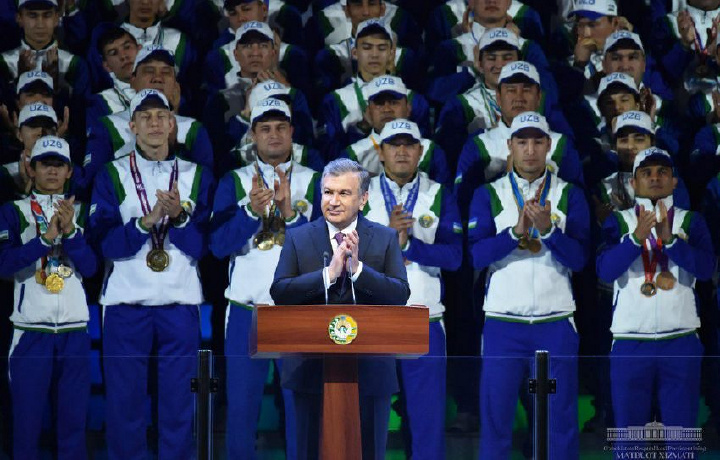 «Humo Arena» ochildi. Shavkat Mirziyoyev barchani ushbu qutlug‘ voqea bilan tabrikladi (foto)