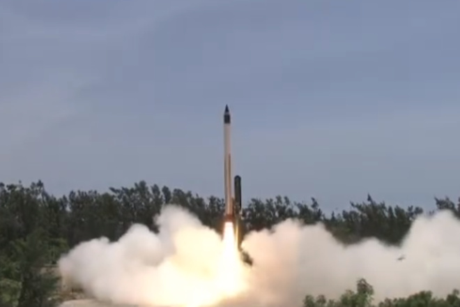 Запуск индийской гиперзвуковой ракеты сняли на видео