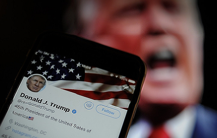Белый дом опроверг сообщения о прослушке Трампа