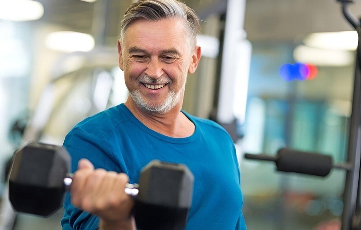 Врач рассказал, как нарастить мышцы в пожилом возрасте