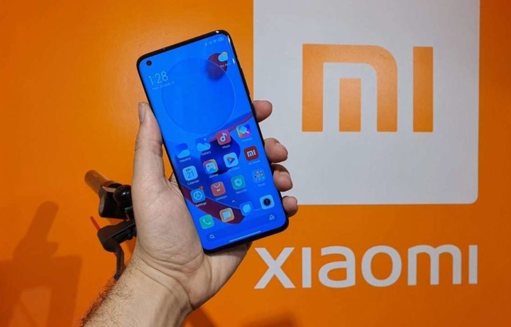 Как на телефонах Xiaomi слушать видео YouTube с выключенным экраном