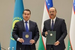 Бош вазирлар Абдулла Арипов ва Алихан Смаилов.