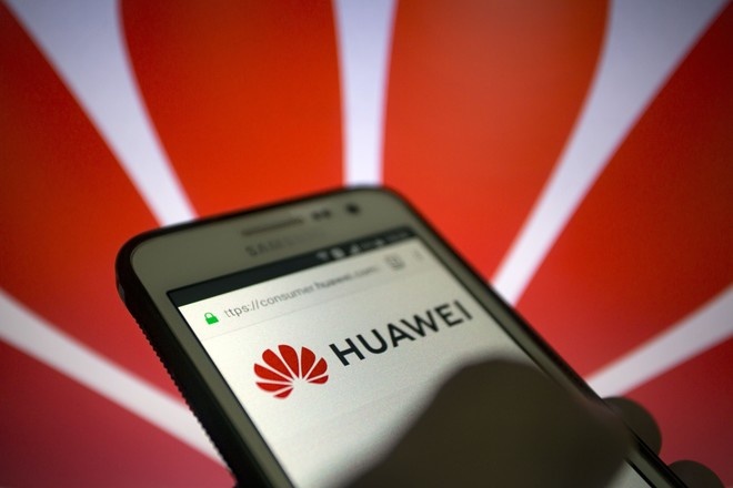 США обвинили Huawei в скрытом доступе к мобильным сетям