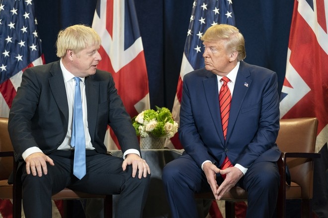 Джонсон не хочет общаться с Трампом во время его визита в Великобританию