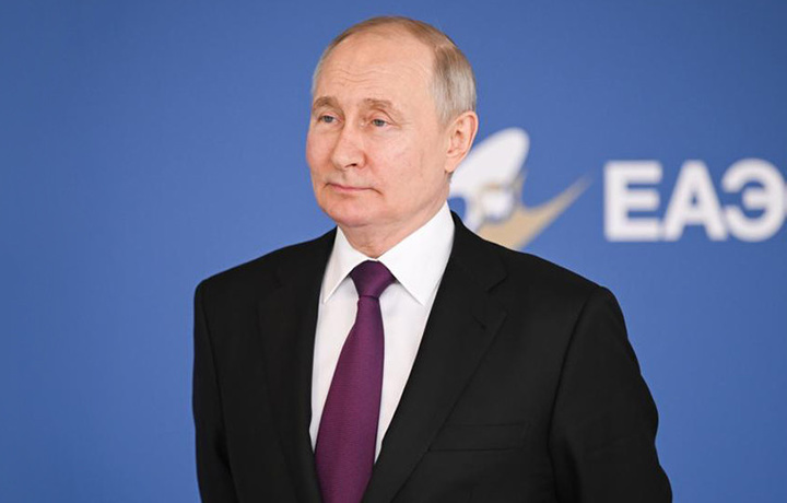 Putin olti yilda qancha pul ishlab topgani ochiqlandi