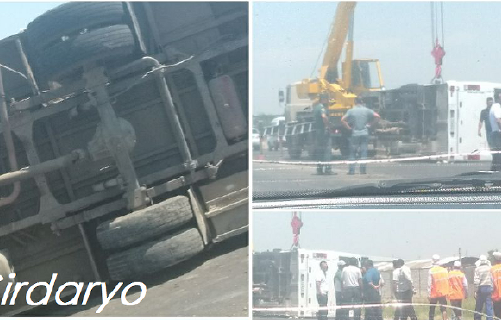 Сирдарёда йўловчи автобус ЙТҲ натижасида ағдарилиб кетди
