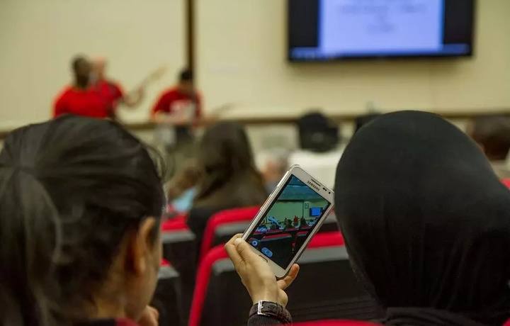 Кувейтец заказал смартфон, но получил только письмо с извинениями в коробке